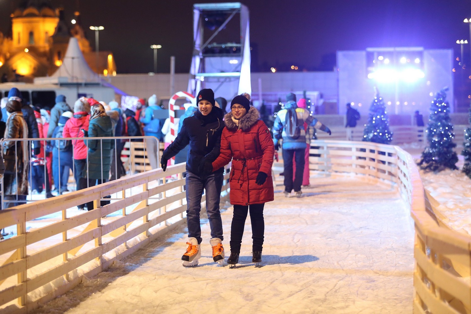 В первые дни работы «Зимней сказки» на стадионе «Нижний Новгород» ее посетило 15 тысяч человек  - фото 1